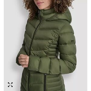 DKNY Women's Green Hooded Puffer Coat